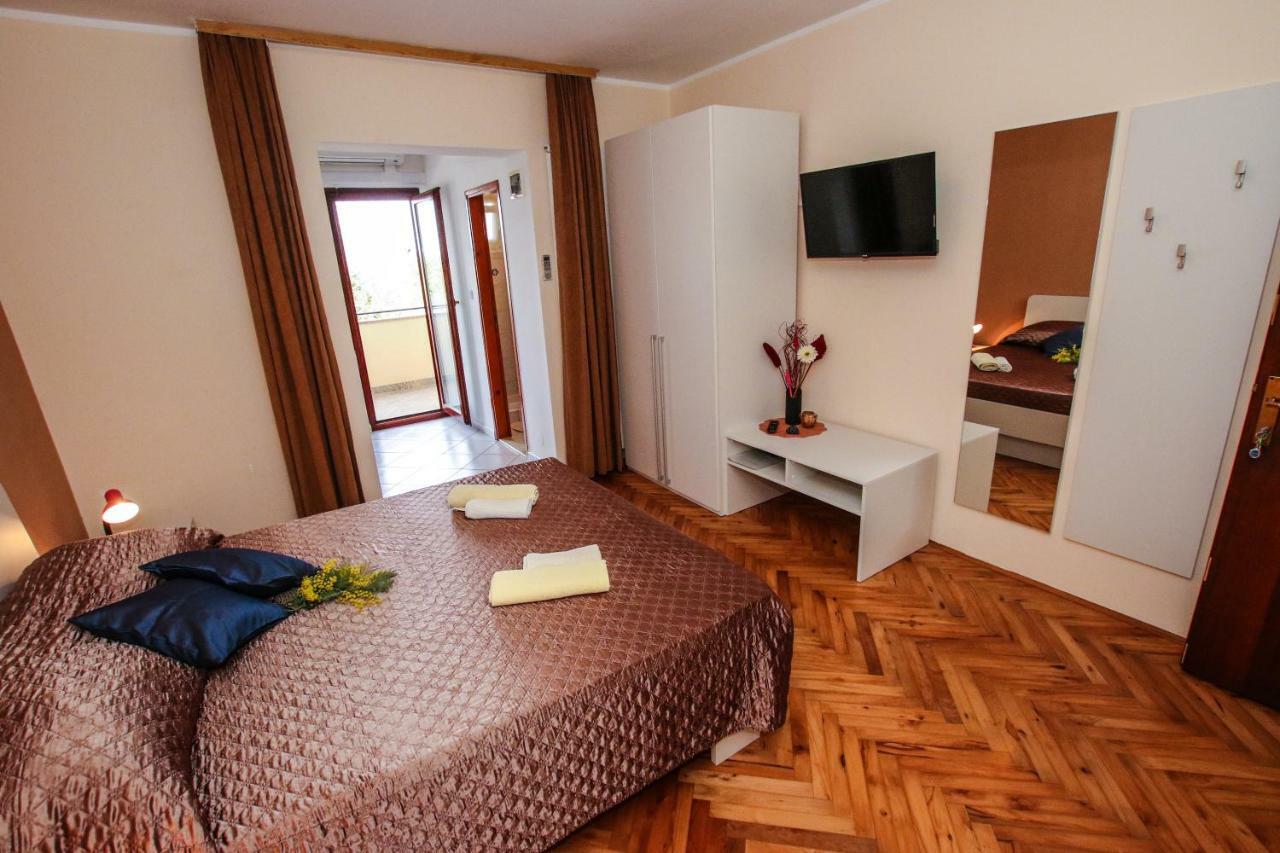 Apartments Ritosa 波雷奇 外观 照片