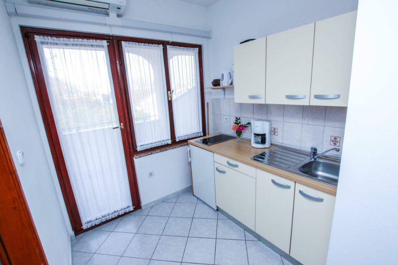 Apartments Ritosa 波雷奇 外观 照片